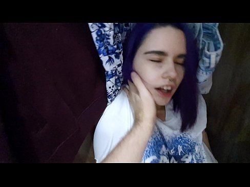 ❤️ Ya sami kanwata a cikin kabad ya taimaka mata ❤️❌ Ingantacciyar iskanci ️❤